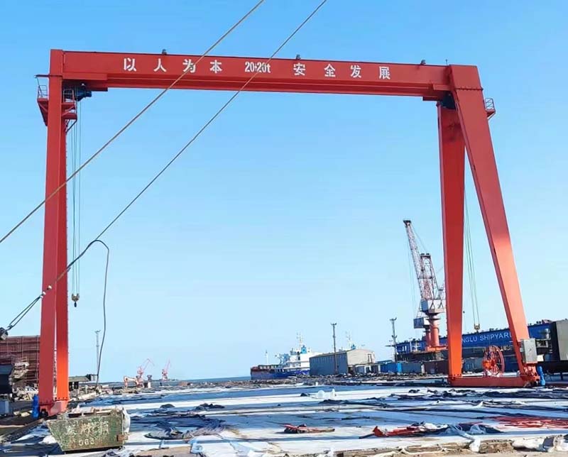 MHE型20t+20t双葫芦门式起重机