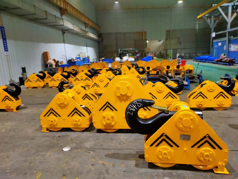 各种型号吊钩总成