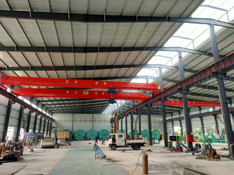 天和环保起重机施工现场