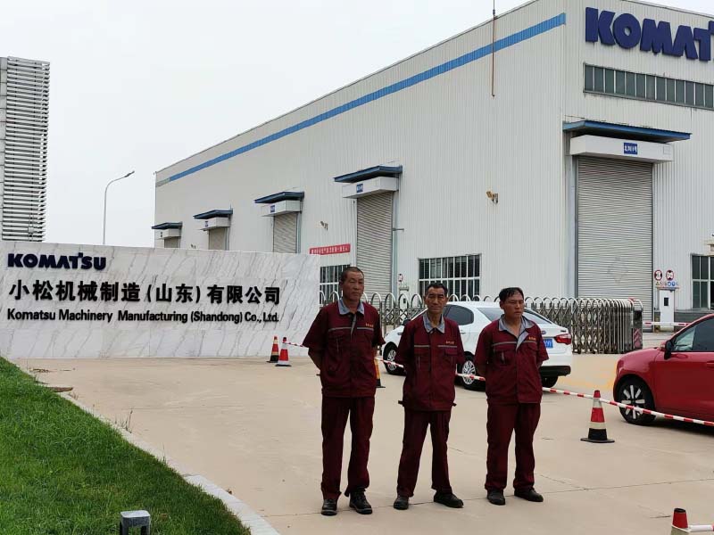 小松机械制造施工现场